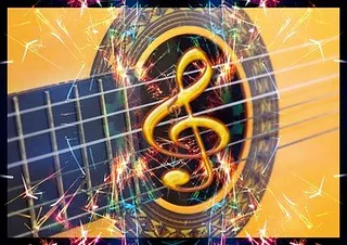 Ein kreatives Bild einer Gitarre mit einem Notenschlüssel und festlichen Lichtern.